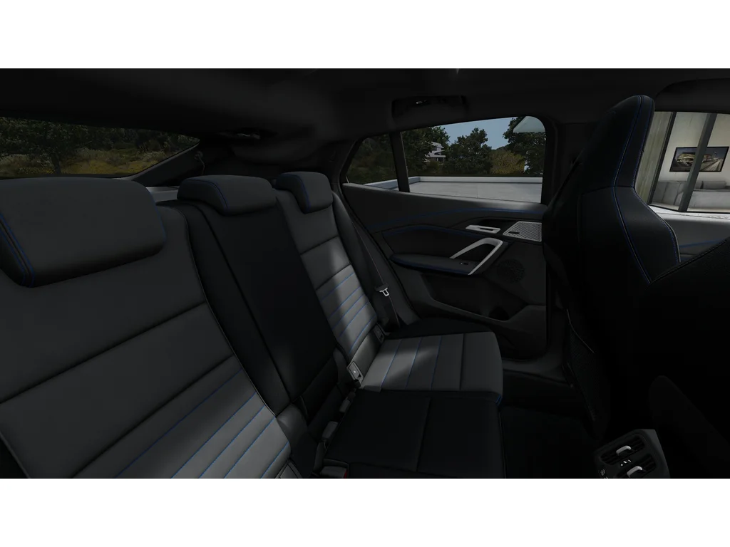 BMW x2 xDrive, Česko — foto 16 z 27