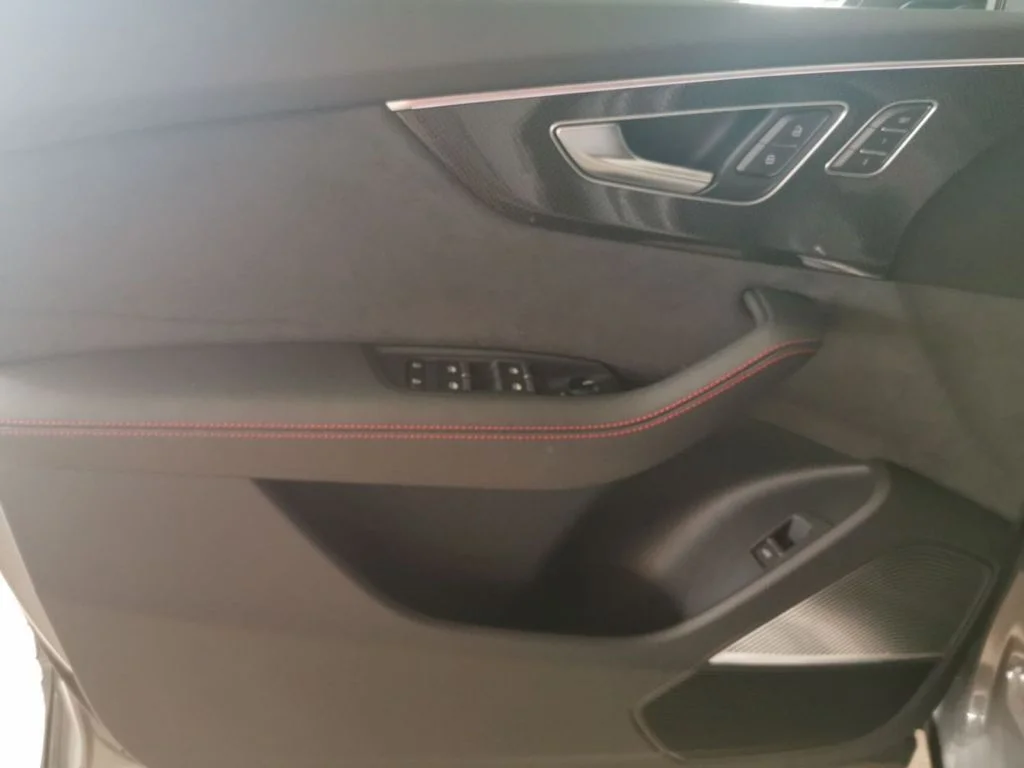 Audi q8 quattro TDI, Česko — foto 12 z 26
