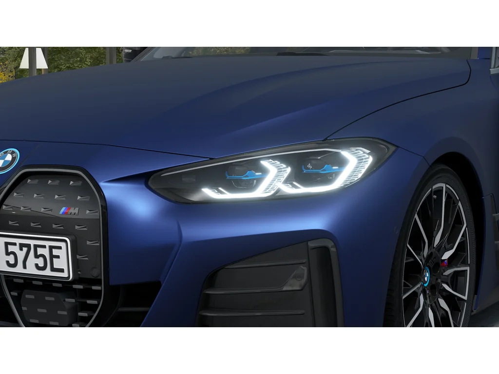 BMW i4 xDrive, Česko — foto 11 z 27