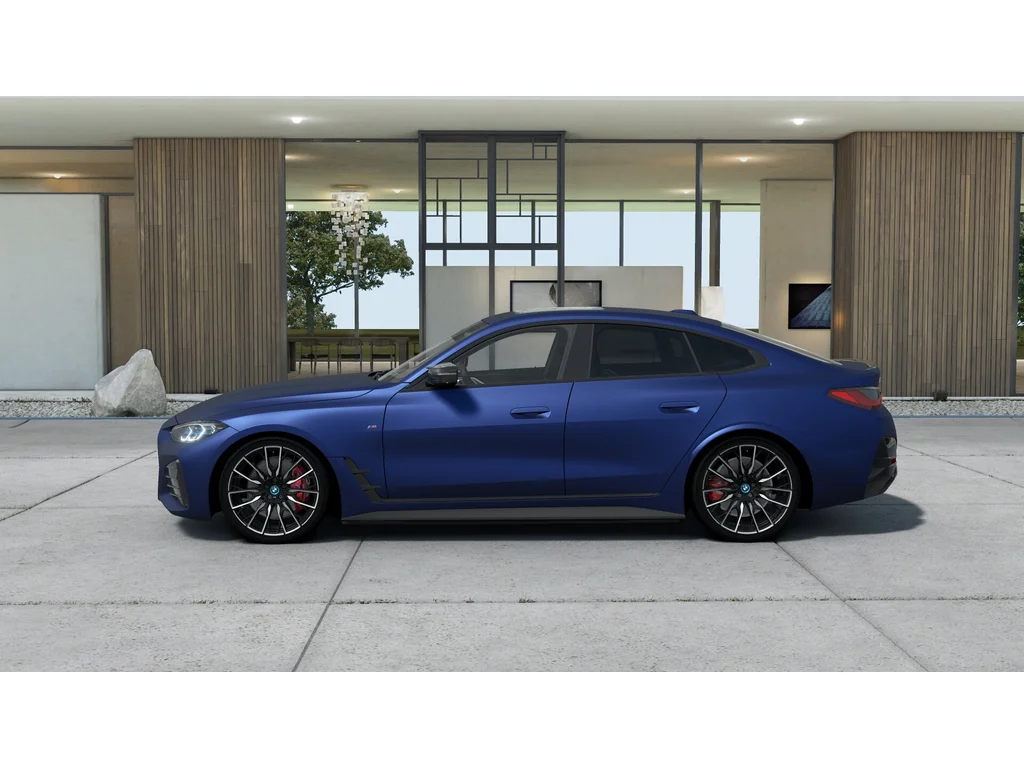 BMW i4 xDrive, Česko — foto 8 z 27