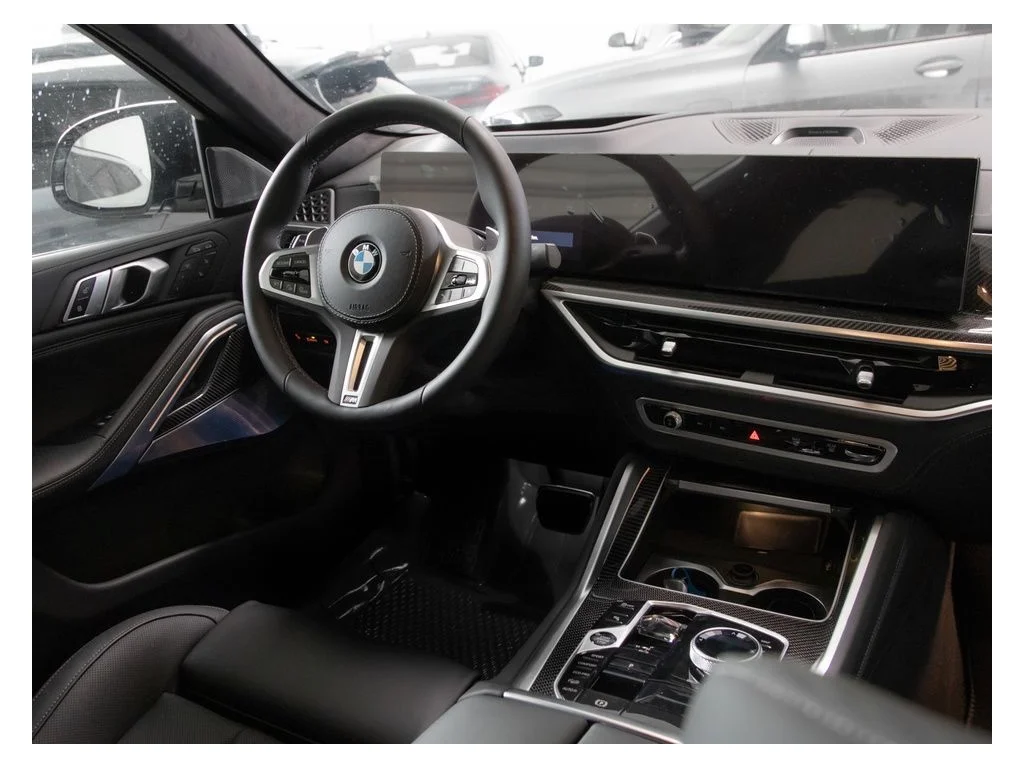 BMW x6 xDrive, Česko — foto 6 z 27