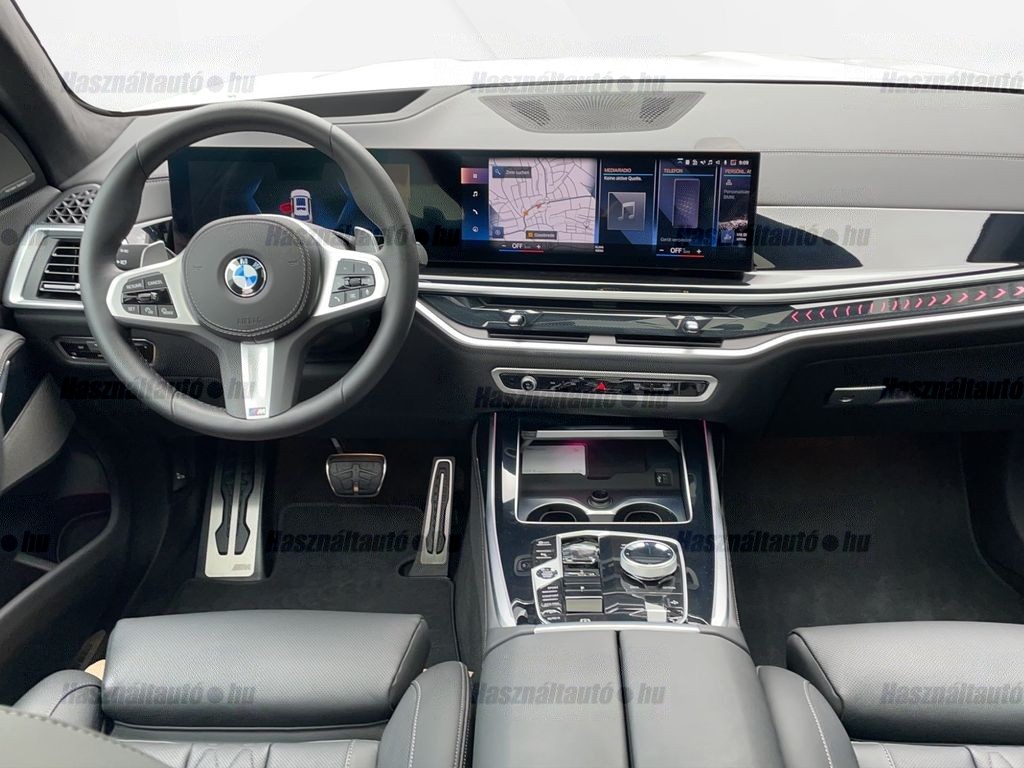 BMW x7 xDrive, Česko — foto 11 z 14