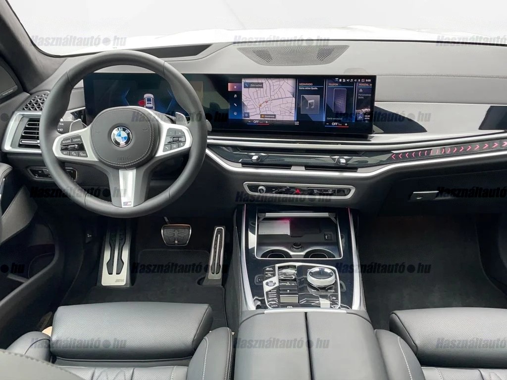 BMW x7 xDrive, Česko — foto 6 z 14