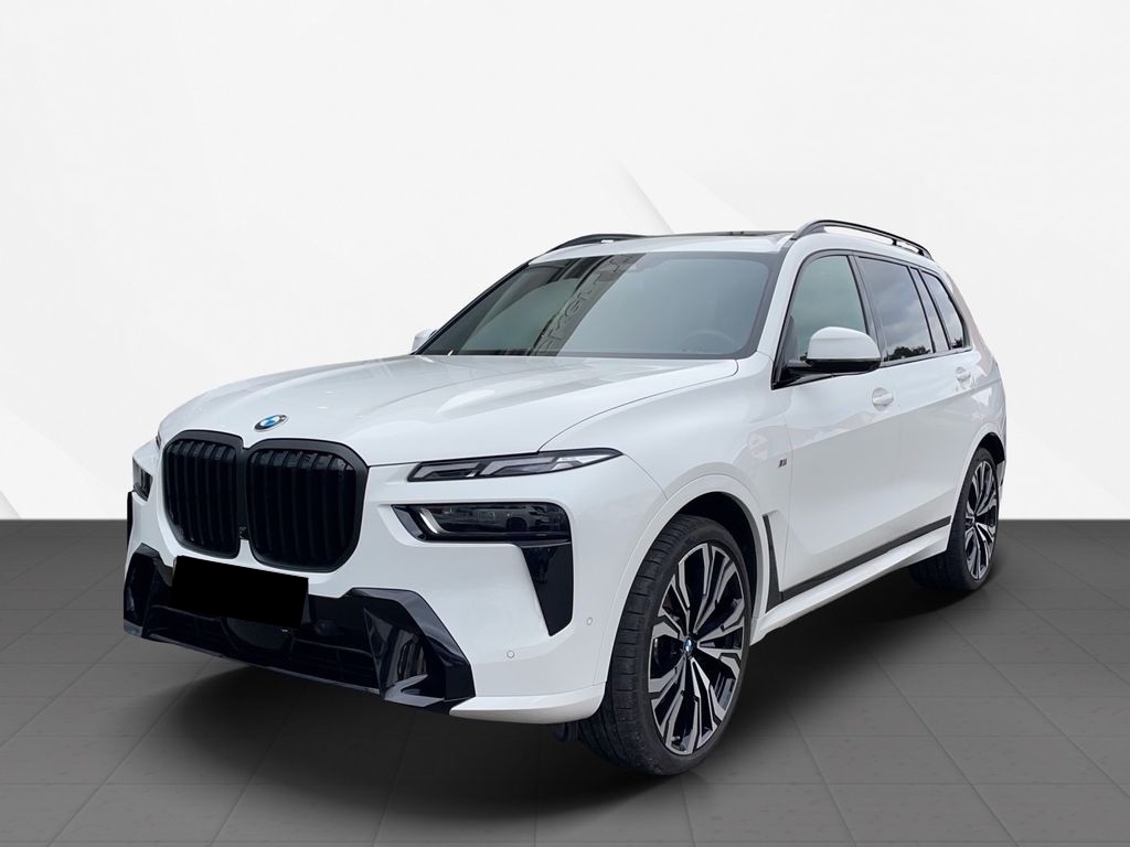 BMW x7 xDrive, Česko — foto 8 z 14