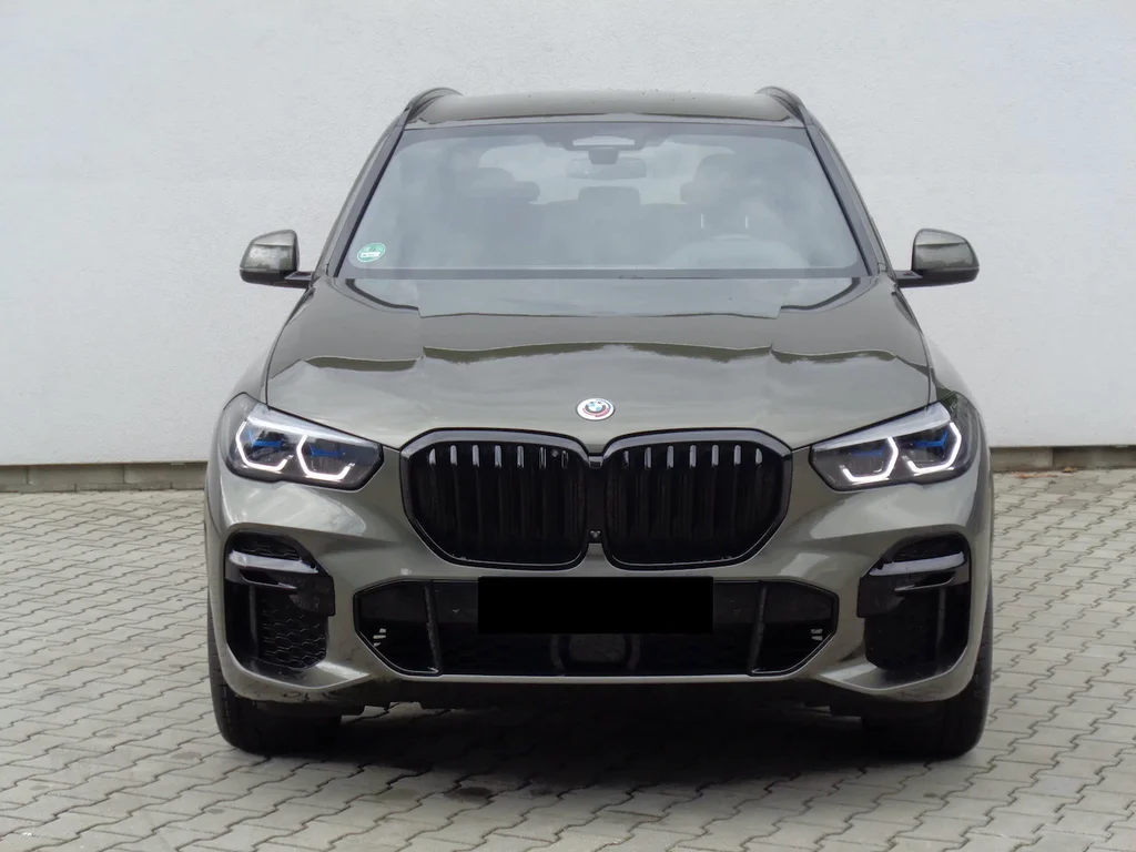 BMW x5 xDrive, Česko — foto 3 z 18