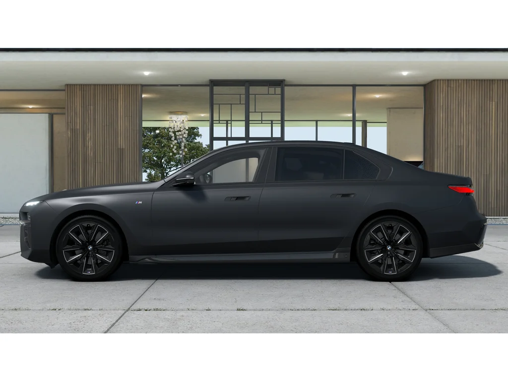 BMW 740d xDrive, Česko — foto 3 z 13