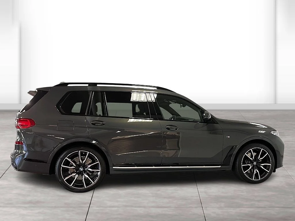 BMW x7 xDrive, Česko — foto 13 z 42