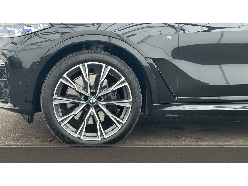 BMW x7 xDrive, Česko — foto 6 z 16