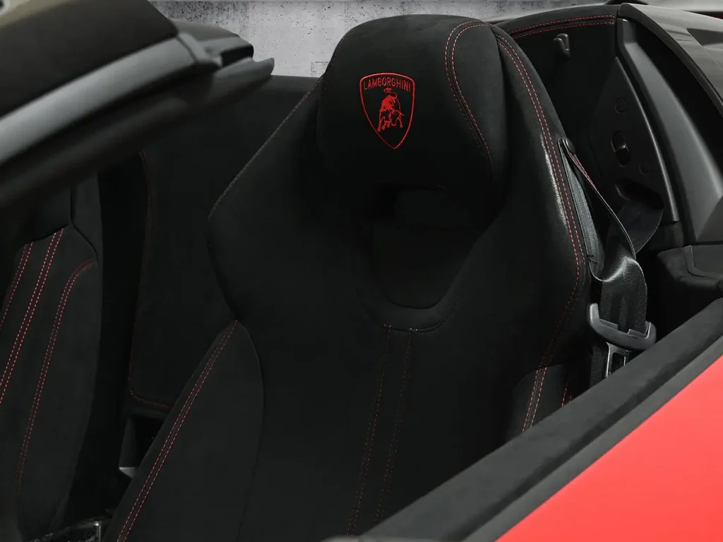Lamborghini Huracan Performante 5.2, Česko — foto 14 z 32