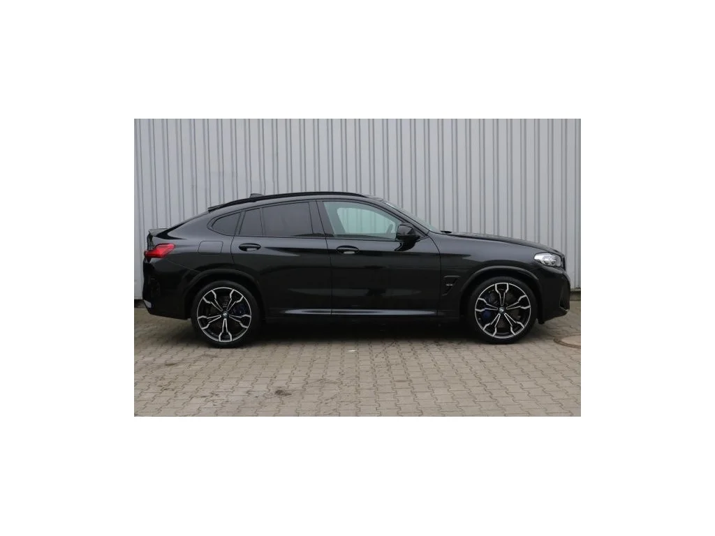 BMW x4 xDrive, Česko — foto 8 z 25