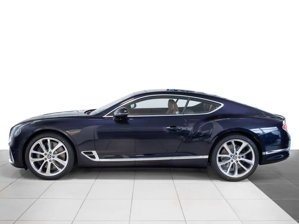 Bentley Continental Gt v8, Česko — foto 9 z 58