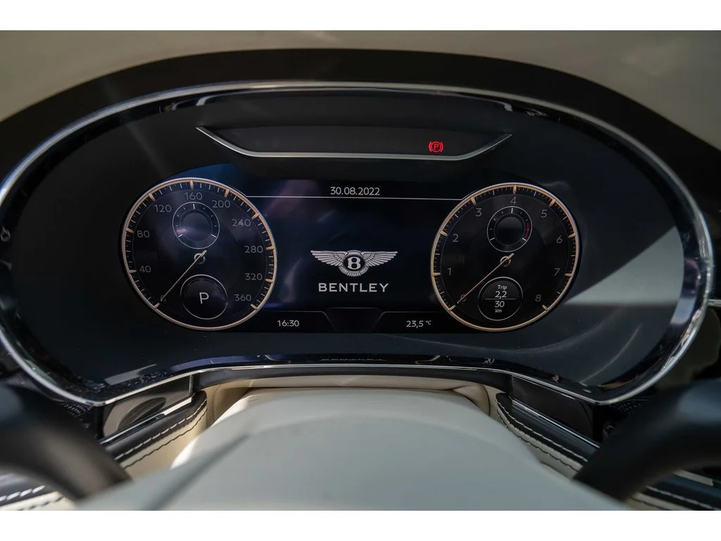 Bentley Flying Spur w12, Česko — foto 14 z 60