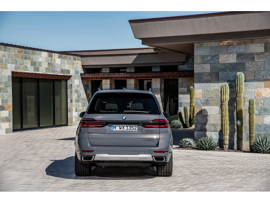 BMW x7 xDrive, Česko — foto 8 z 60