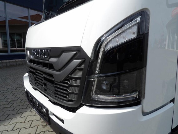 Isuzu m27 3.0 I 110 kW automatic rok 2026, 0 km, Česko — foto 6 z 54