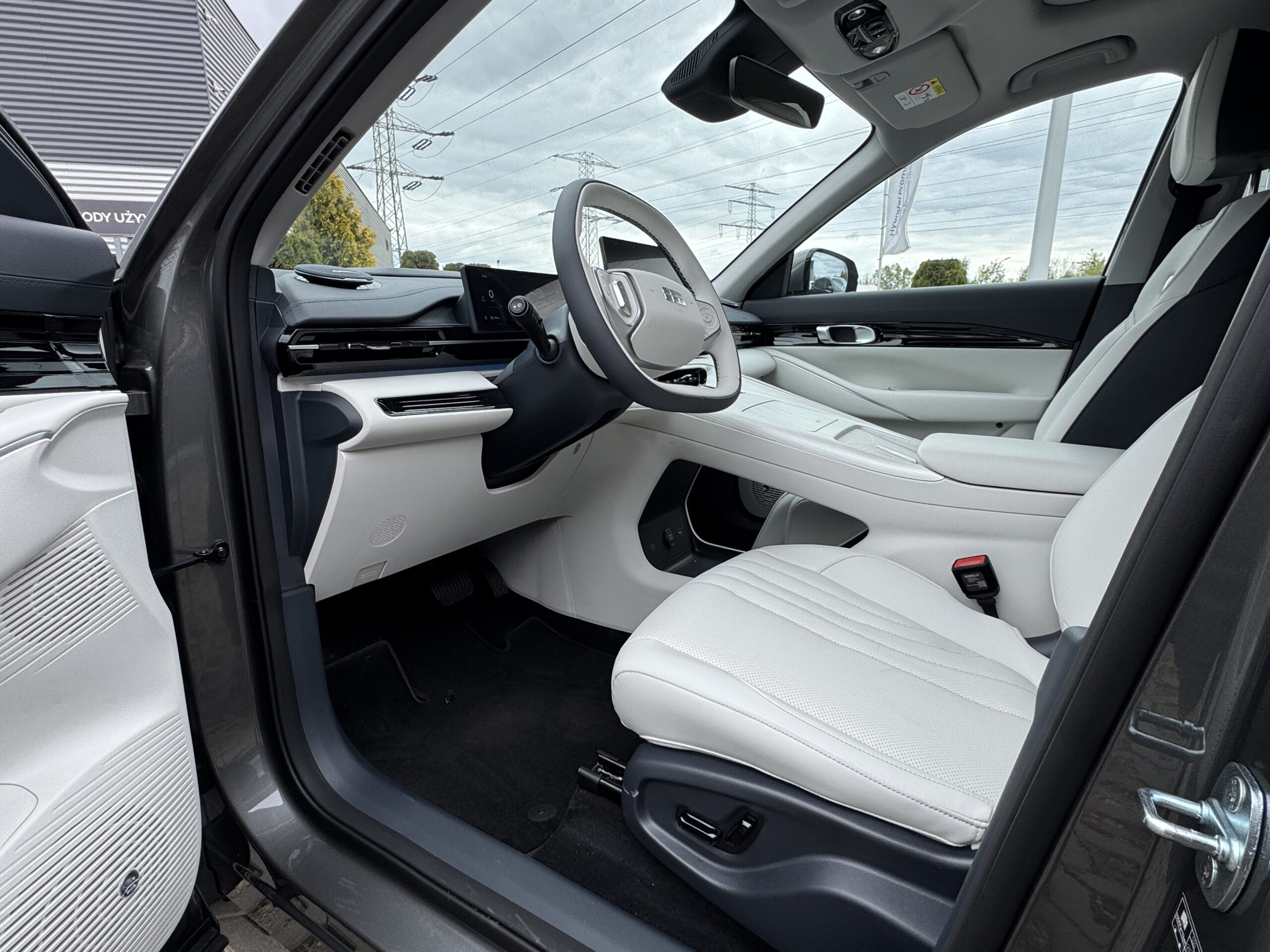 Geely e5 automat rok 2026, 15 km, Polsko — foto 5 z 10