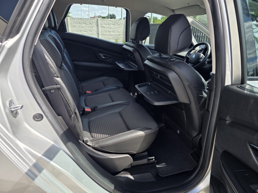 Renault 35 1.2 manuál, 144 000 km, Polsko — foto 10 z 12