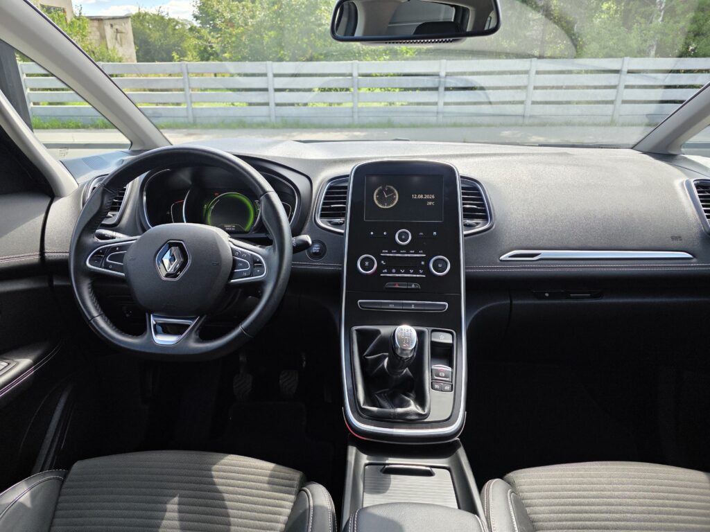 Renault 35 1.2 manuál, 144 000 km, Polsko — foto 8 z 12