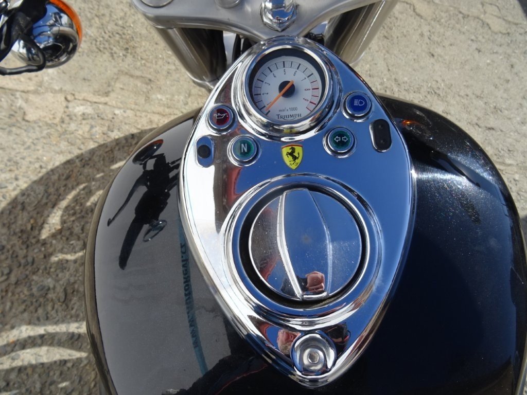 Triumph Speedmaster manuál rok 2006, 56 774 km, Česko — foto 3 z 7