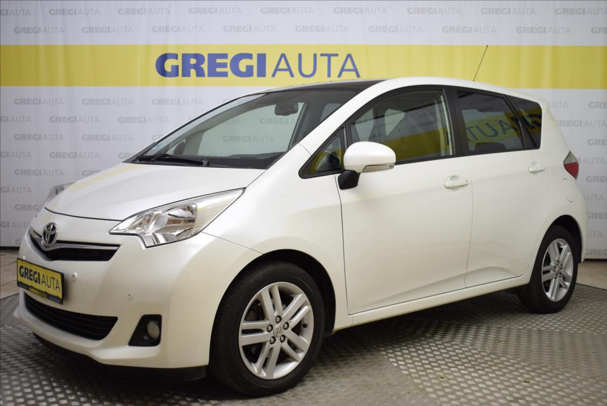 Subaru Trezia 13 73 kW manuál rok 2012, 135 915 km, Česko — foto 2 z 40