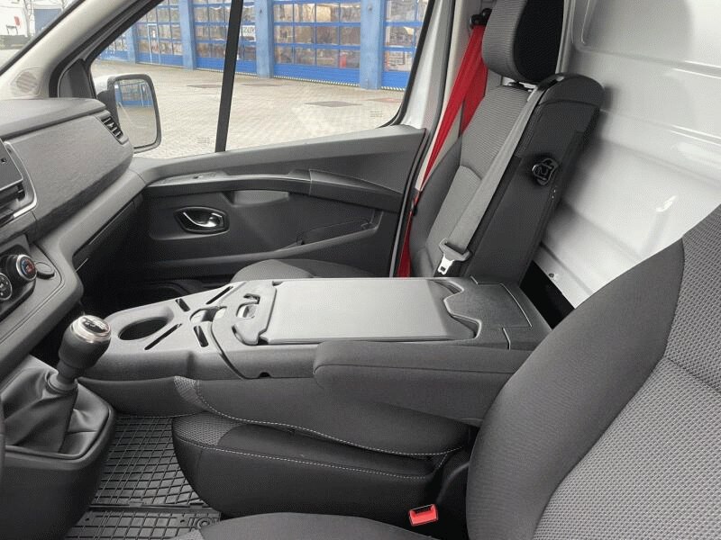 Renault Trafic 2,0 110 kW manuál, Česko — foto 13 z 24