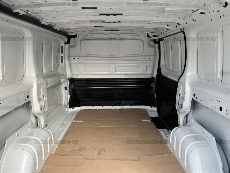 Renault Trafic 2,0 110 kW manuál, Česko — foto 8 z 28