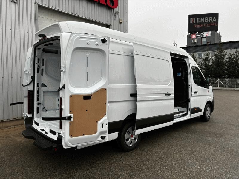Renault Master 2,0 125 kW manual, Česko — foto 7 z 15