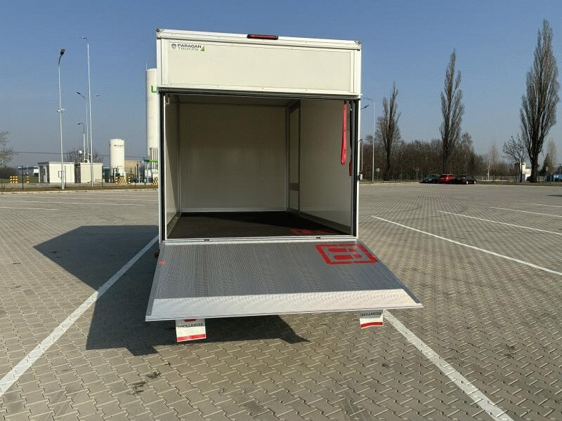 Renault Master Skrin 2,0 automat 125 kW, 15 km, Česko — foto 12 z 44
