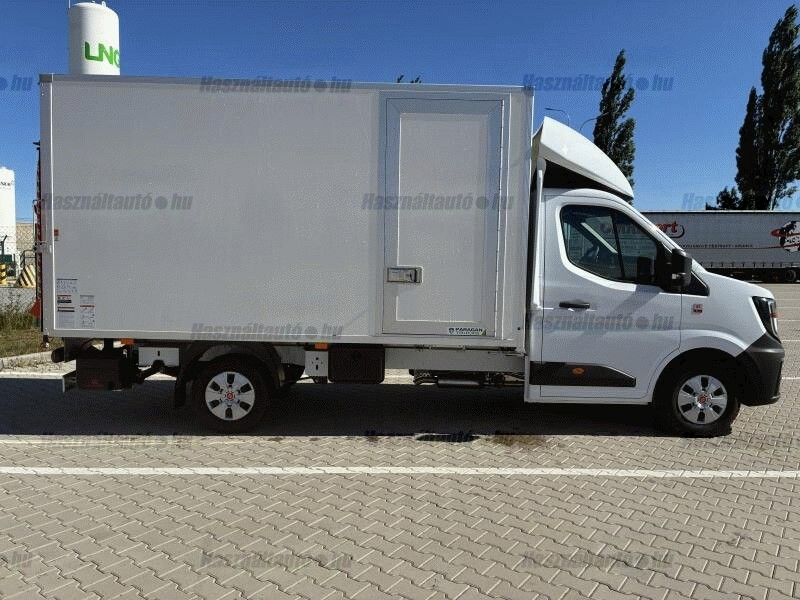 Renault Master Skrin 2,0 automat 125 kW, 15 km, Česko — foto 6 z 44