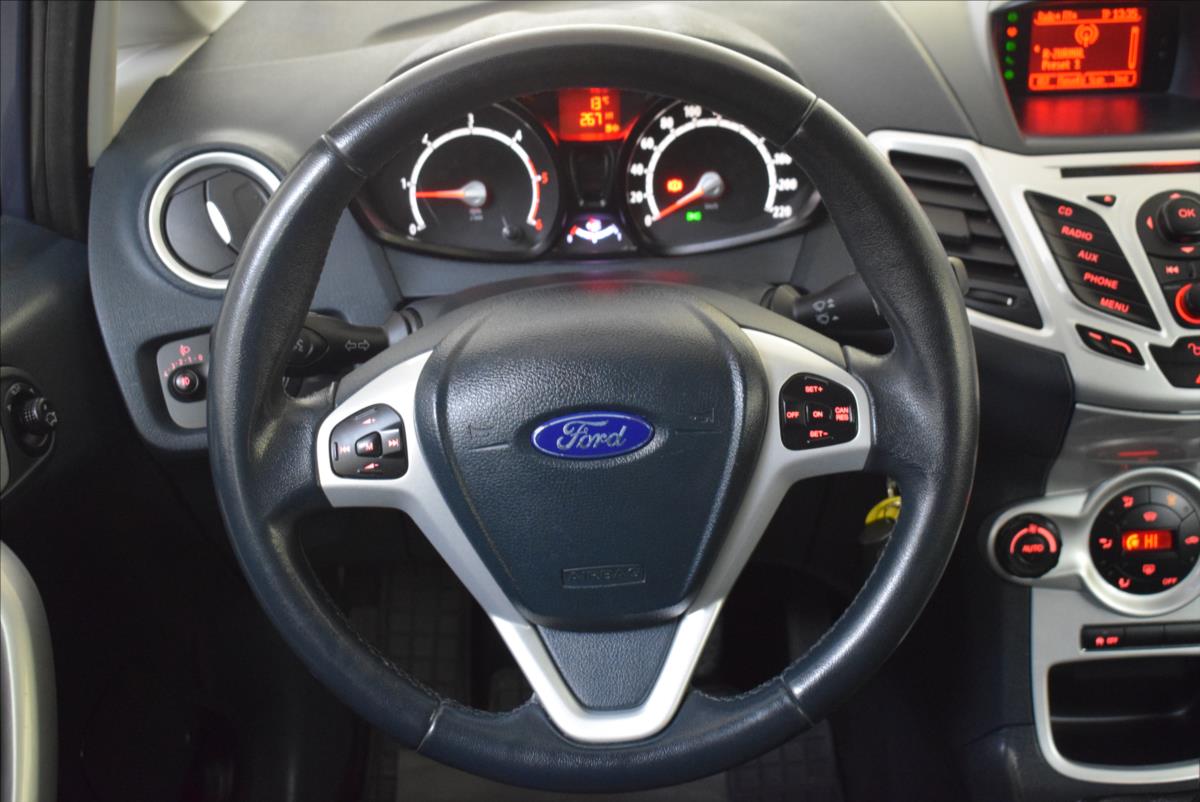 Ford Fiesta 16 1.6 TD 70 kW manuál rok 2012, 197 305 km, Česko — foto 14 z 23