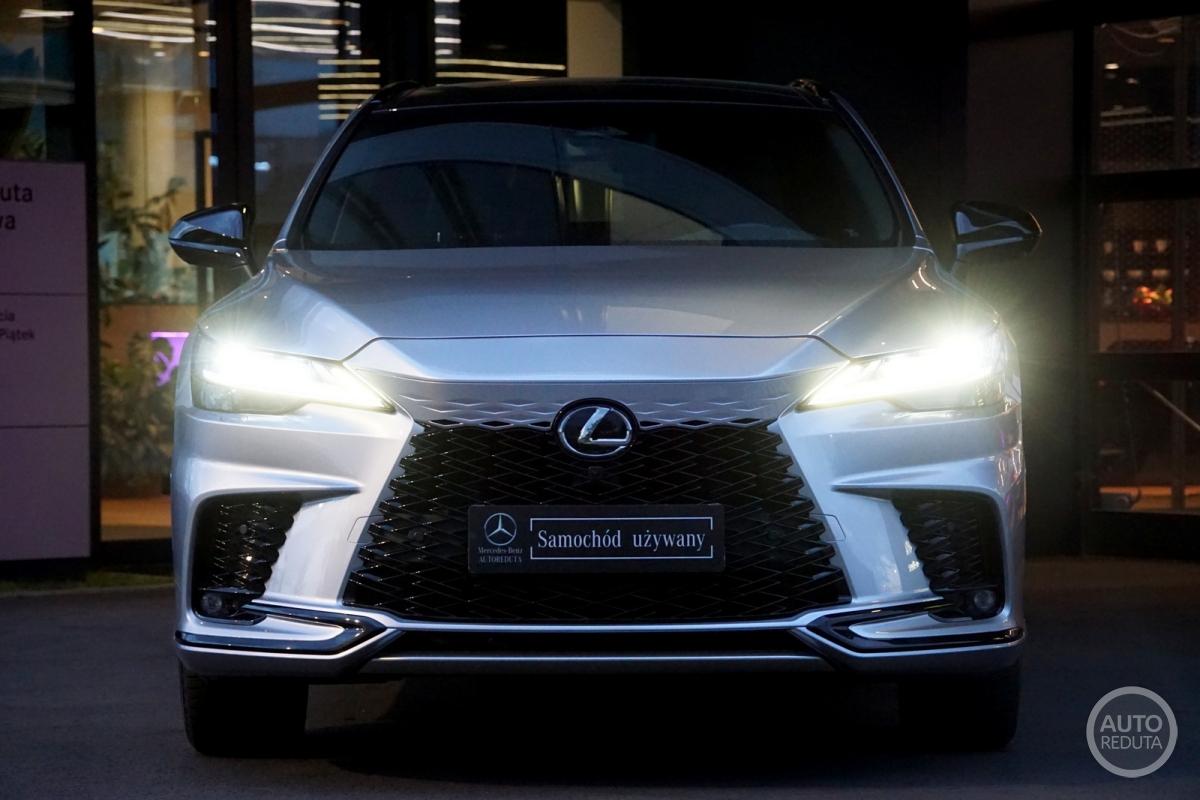 Lexus Rx 500h 4x4 273 kW automat rok 2023, 10 000 km, Polsko — foto 11 z 14