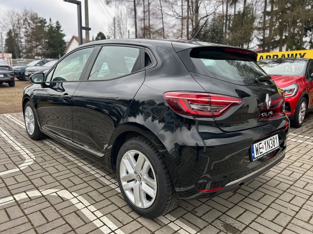 Renault Clio 1.0 74 kW, 27 908 km, Polsko — foto 7 z 17