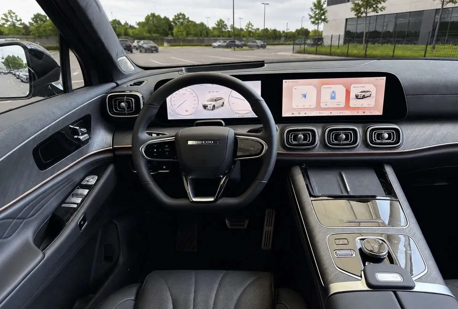 Jaecoo 8 PHEV automat, Polsko — foto 5 z 9