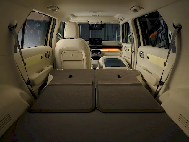Hyundai Über Inster, Rakousko — foto 10 z 10
