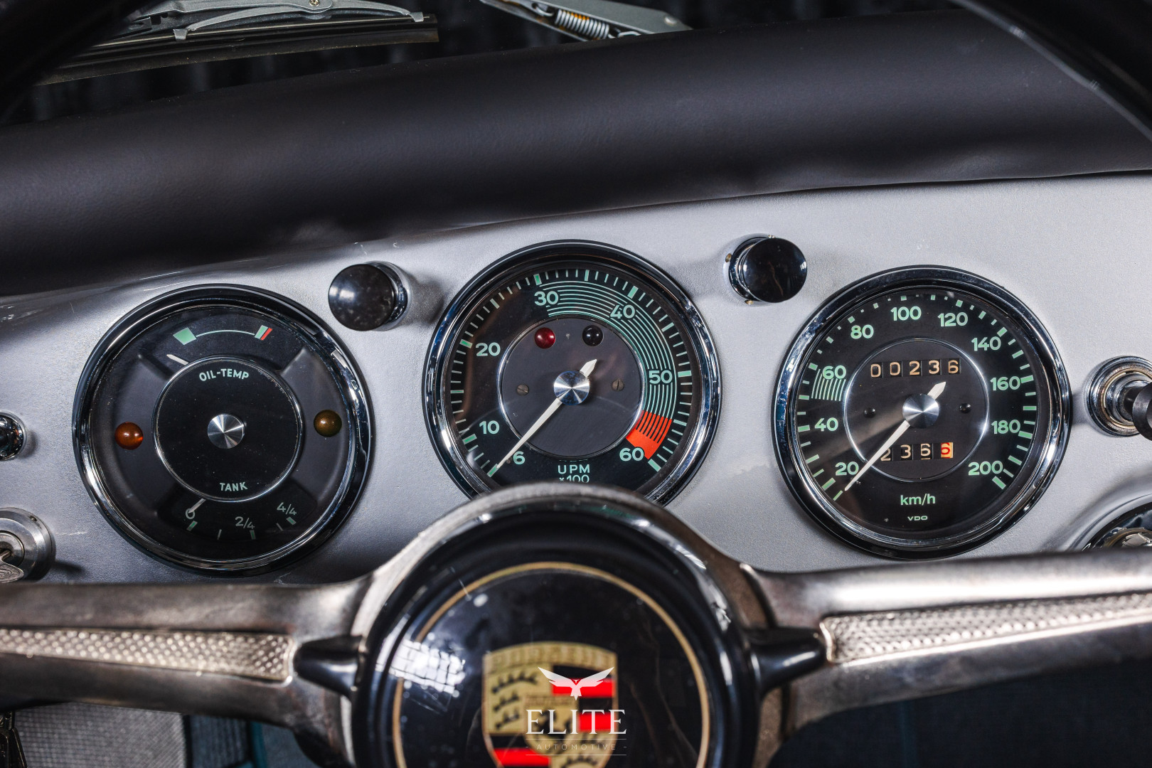 Porsche 356, 236 km, Polsko — foto 11 z 24