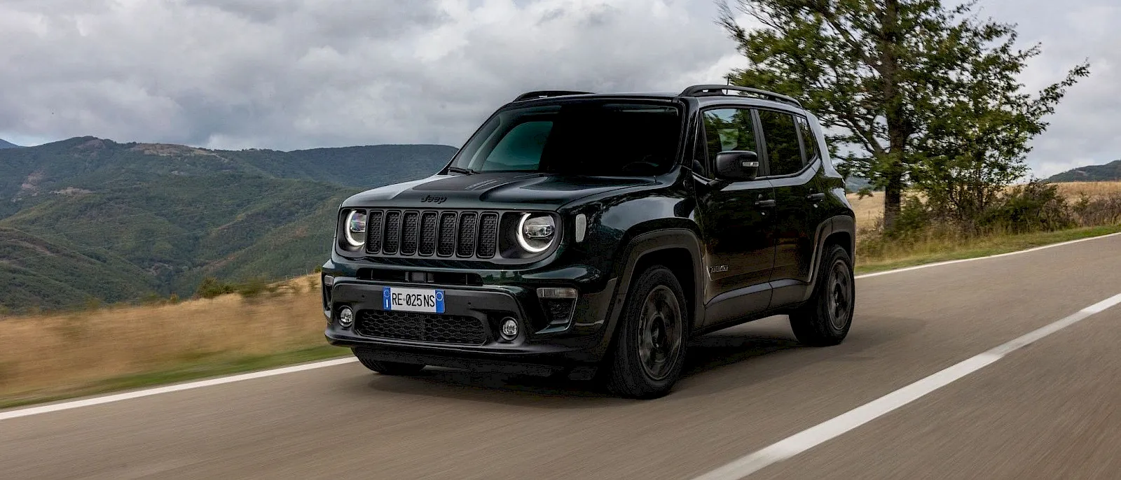 Jeep Über Renegade, Rakousko — foto 2 z 13