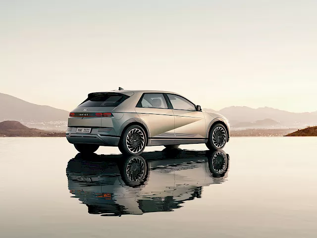 Hyundai Über Ioniq, Rakousko — foto 3 z 8