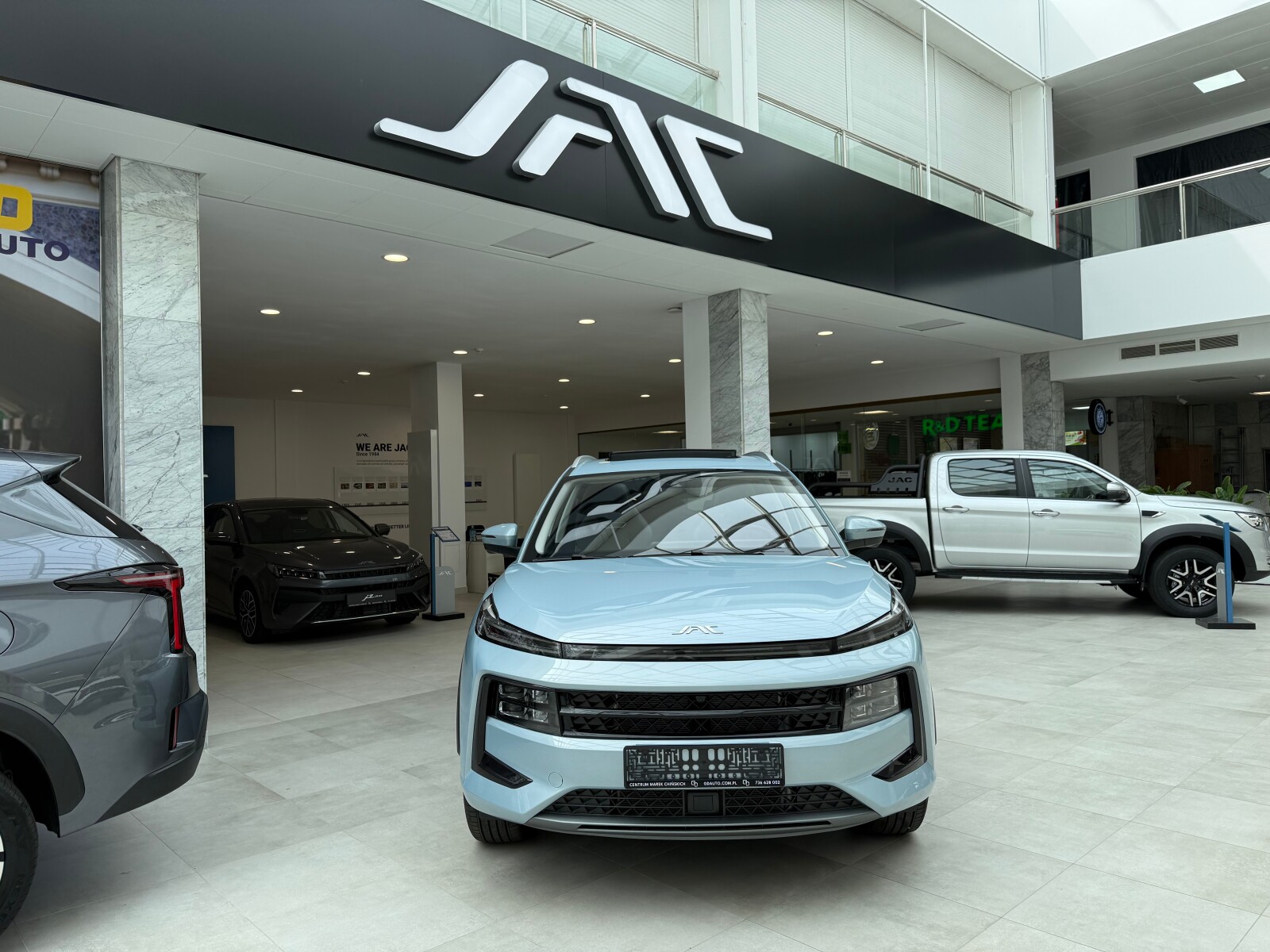 JAC JS6 128 kW automat rok 2026, 174 km, Polsko — foto 3 z 45