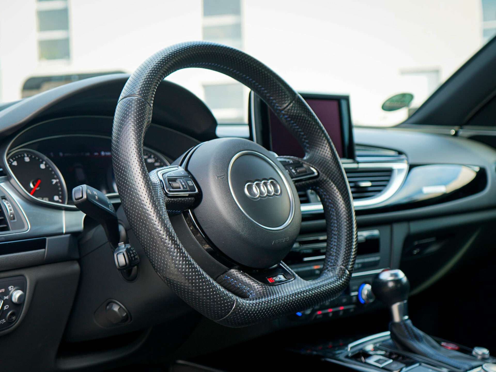 Audi RS6 4.0 automat rok 2016, 139 405 km, Polsko — foto 9 z 18