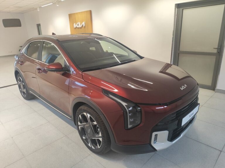 Kia k4, 10 km, Polsko — foto 3 z 7
