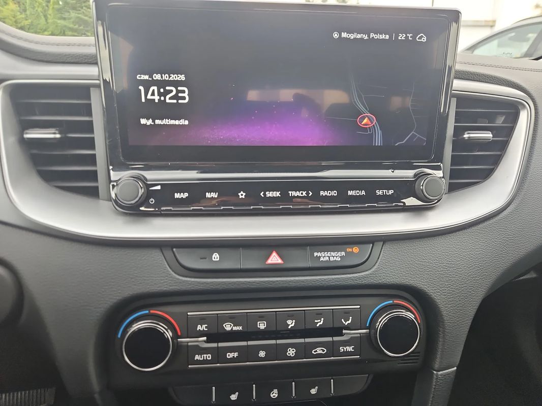 Kia Ceed automat rok 2025, 9 523 km, Polsko — foto 2 z 26