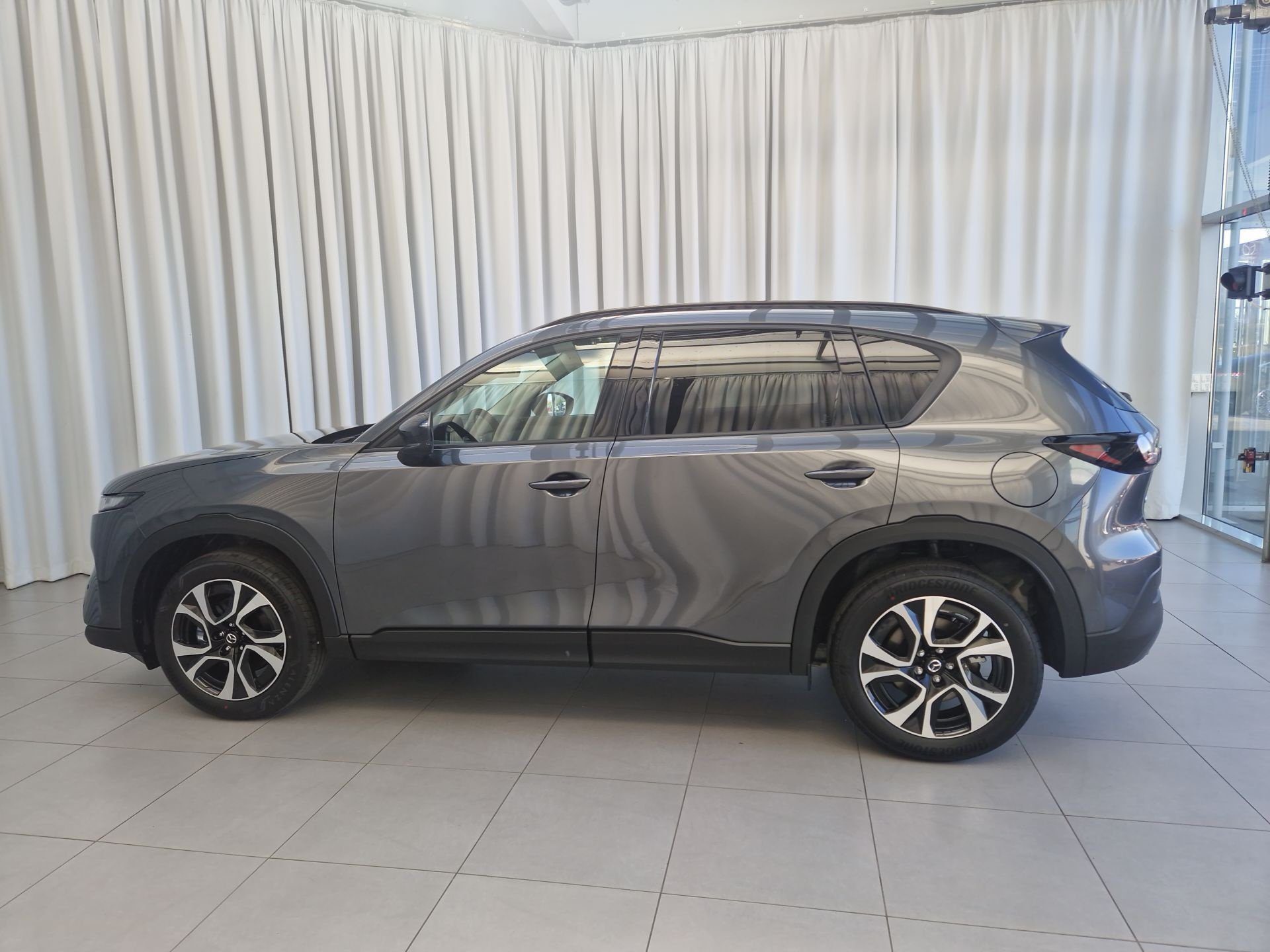 Mazda 2.5 103 kW automat, 7 km, Rakousko — foto 6 z 26