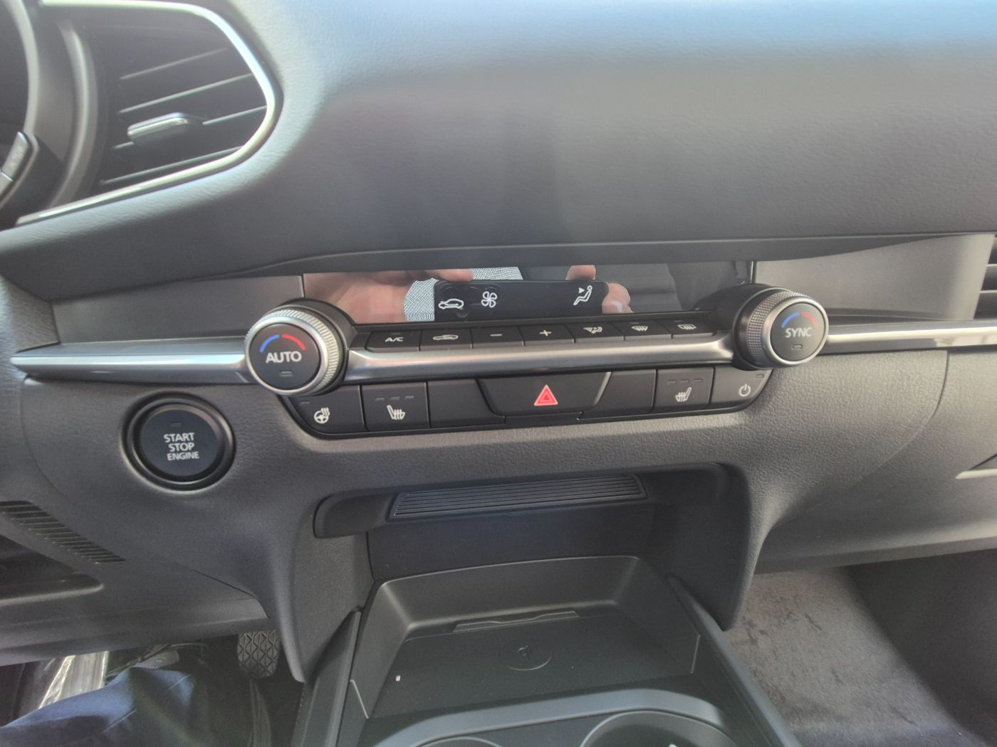 Mazda 2.5 manuál rok 2027, 4 km, Rakousko — foto 14 z 23