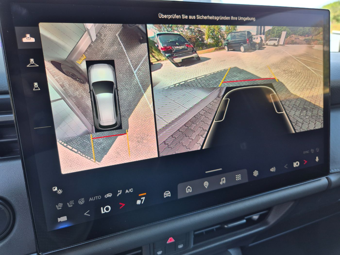 Mazda 2.5 automat, 6 km, Rakousko — foto 16 z 23