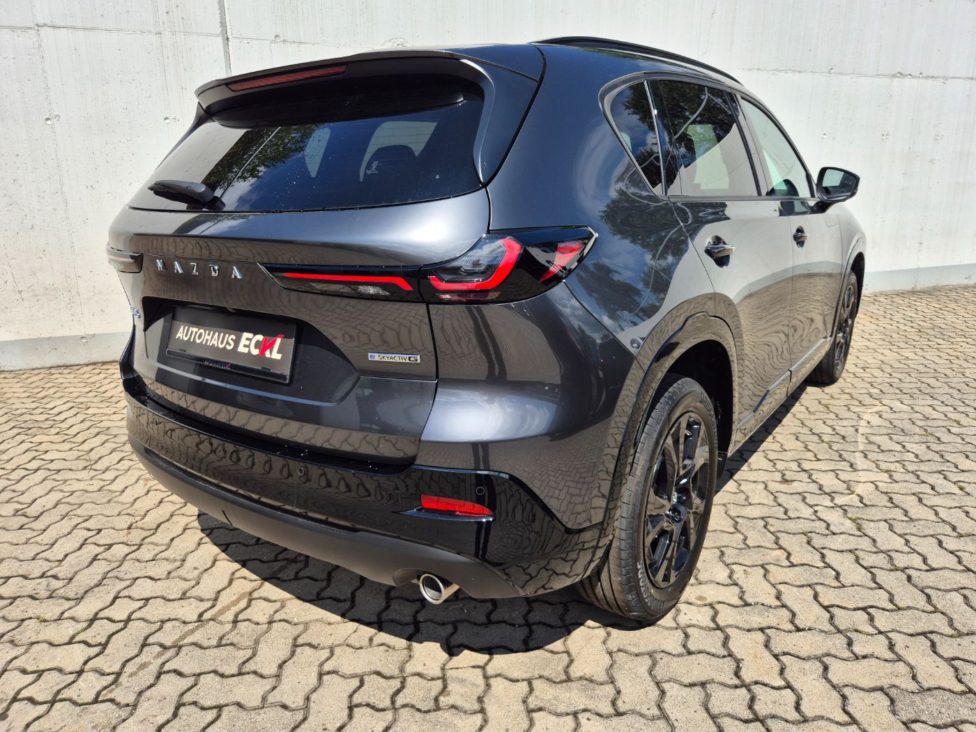 Mazda 2.5 automat, 6 km, Rakousko — foto 5 z 23