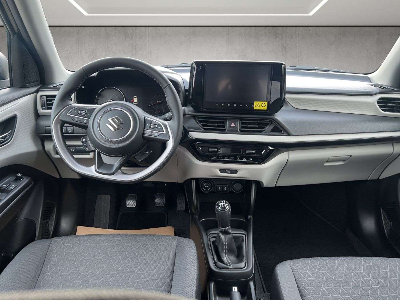 Suzuki 4x4 1.2 rok 2026, Rakousko — foto 6 z 13
