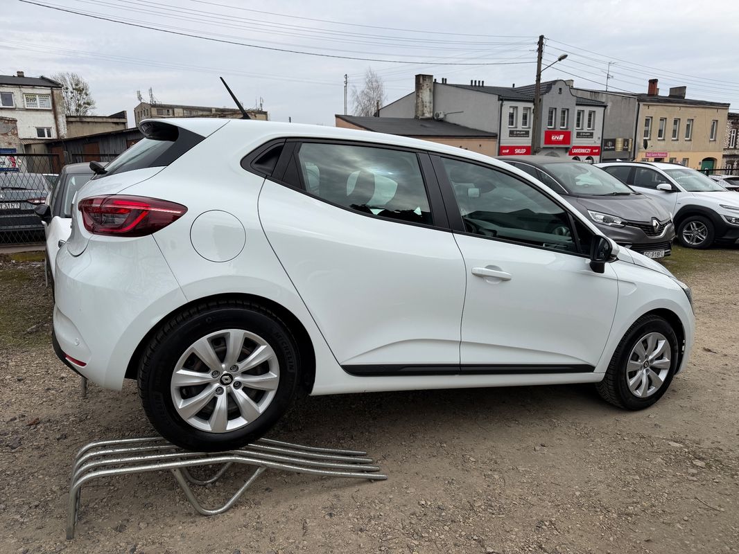 Renault Clio 1,0 manuál rok 2020, 60 600 km, Polsko — foto 8 z 25
