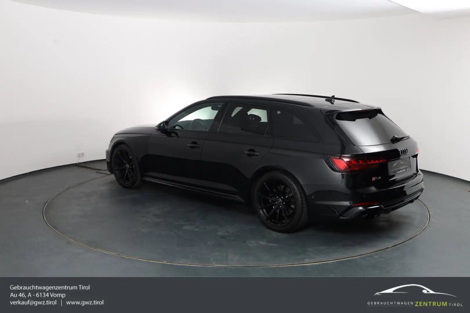 Audi RS4 automat, Rakousko — foto 10 z 60