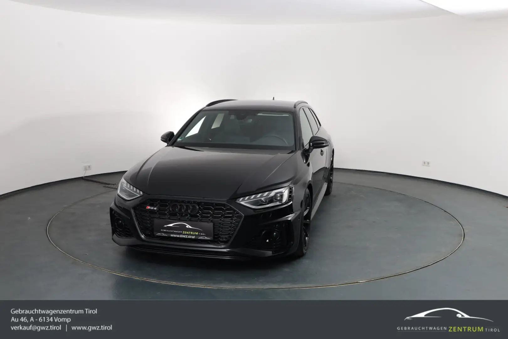 Audi RS4 automat, Rakousko — foto 2 z 60