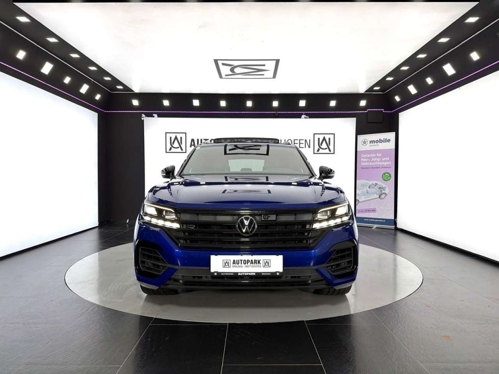 Volkswagen Vw Touareg 4MOTION 3.0 TSI rok 2021, 231 000 km, Rakousko — foto 9 z 36