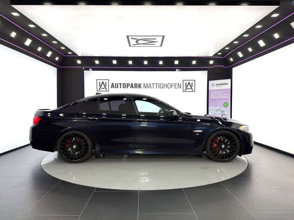 BMW 5er rok 2011, 250 000 km, Rakousko — foto 7 z 35